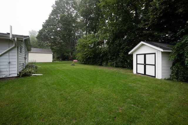 7218 Elberton AVENUE, Greendale, WI 53129