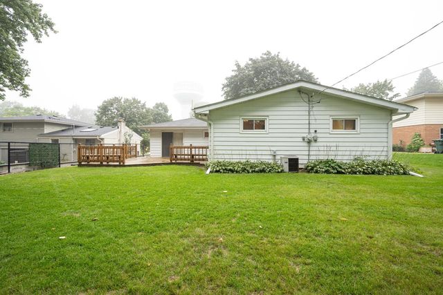 7218 Elberton AVENUE, Greendale, WI 53129