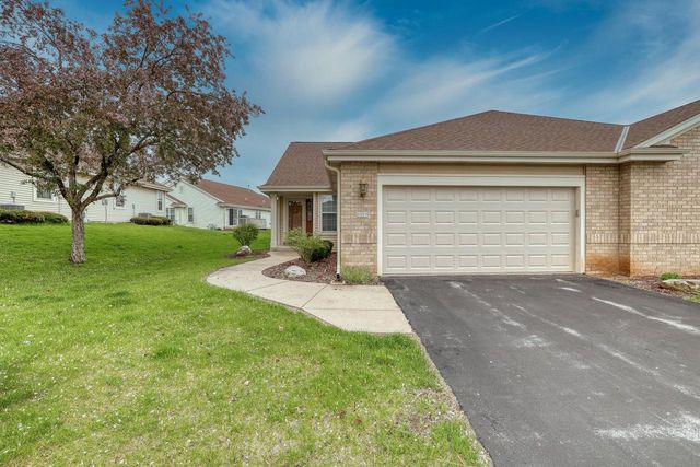 3527 Rapids TRAIL, Waukesha, WI 53189