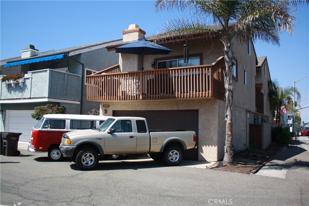 17101 4th A & B, Sunset Beach, CA 90742 — exterior