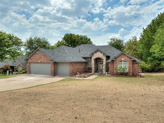 2373 Elm Tree Lane, Blanchard, OK 73010