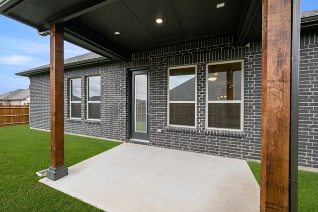 2297 High Plain Lane, Waxahachie, TX 75167