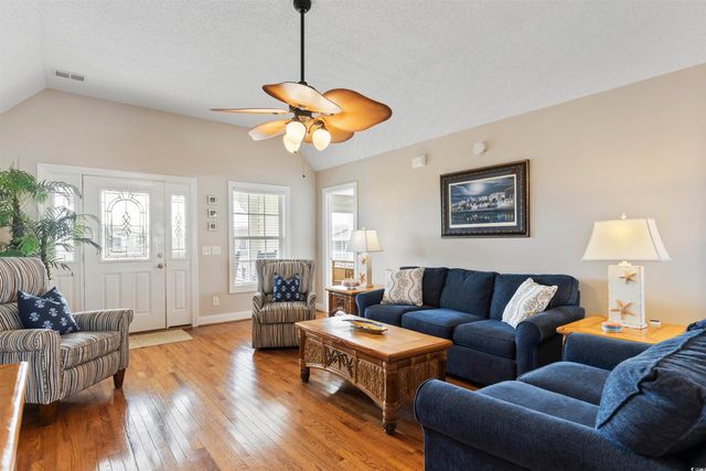 328 45th Ave. N, North Myrtle Beach, SC 29582