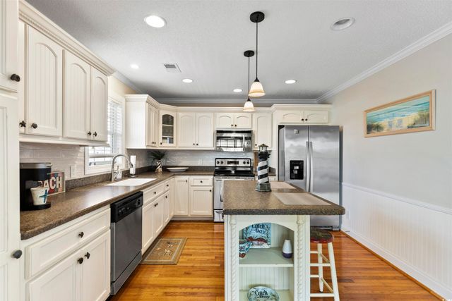 328 45th Ave. N, North Myrtle Beach, SC 29582