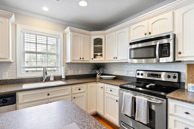 328 45th Ave. N, North Myrtle Beach, SC 29582