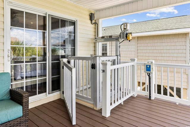 328 45th Ave. N, North Myrtle Beach, SC 29582