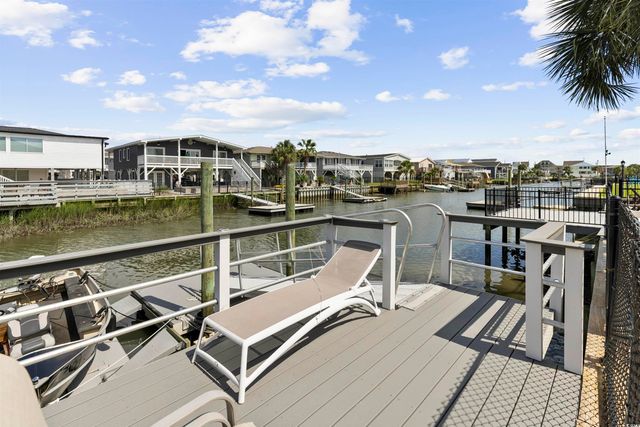 328 45th Ave. N, North Myrtle Beach, SC 29582