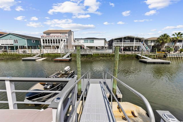 328 45th Ave. N, North Myrtle Beach, SC 29582