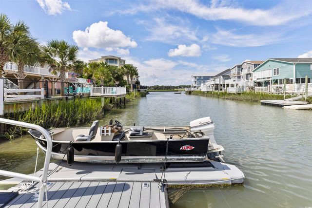 328 45th Ave. N, North Myrtle Beach, SC 29582