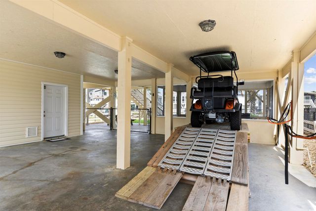 328 45th Ave. N, North Myrtle Beach, SC 29582