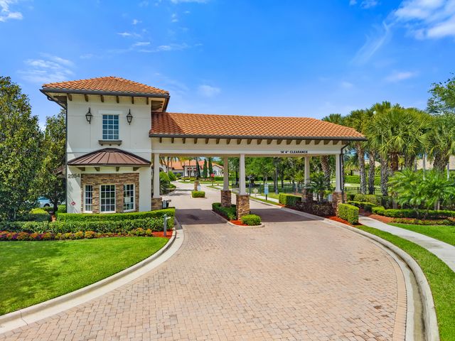 4591 Siena Circle, Wellington, FL 33414