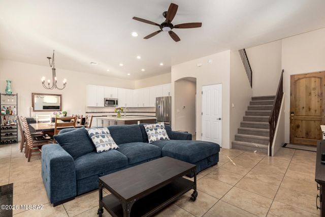 212 E Croydon Park Road, Tucson, AZ 85704