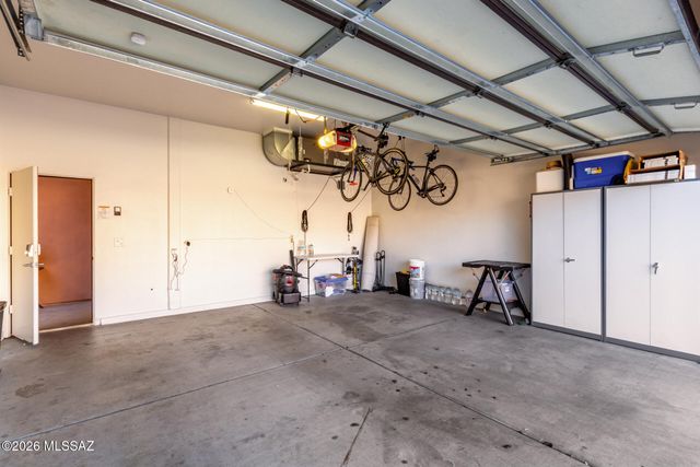 212 E Croydon Park Road, Tucson, AZ 85704