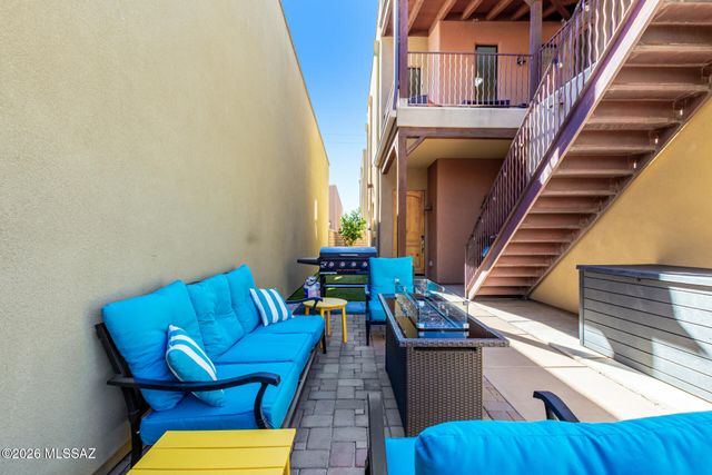 212 E Croydon Park Road, Tucson, AZ 85704