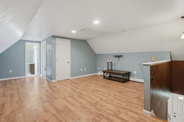 23 Oakmont Street, Webster, MA 01570