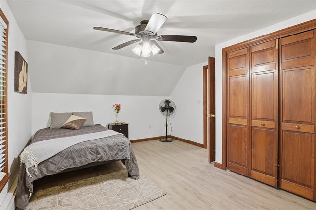 23 Oakmont Street, Webster, MA 01570