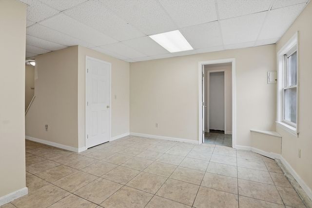 23 Oakmont Street, Webster, MA 01570