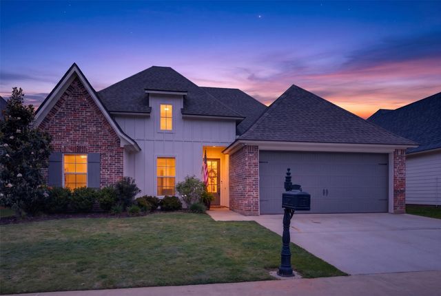 708 Perfect Place, Bossier City, LA 71111