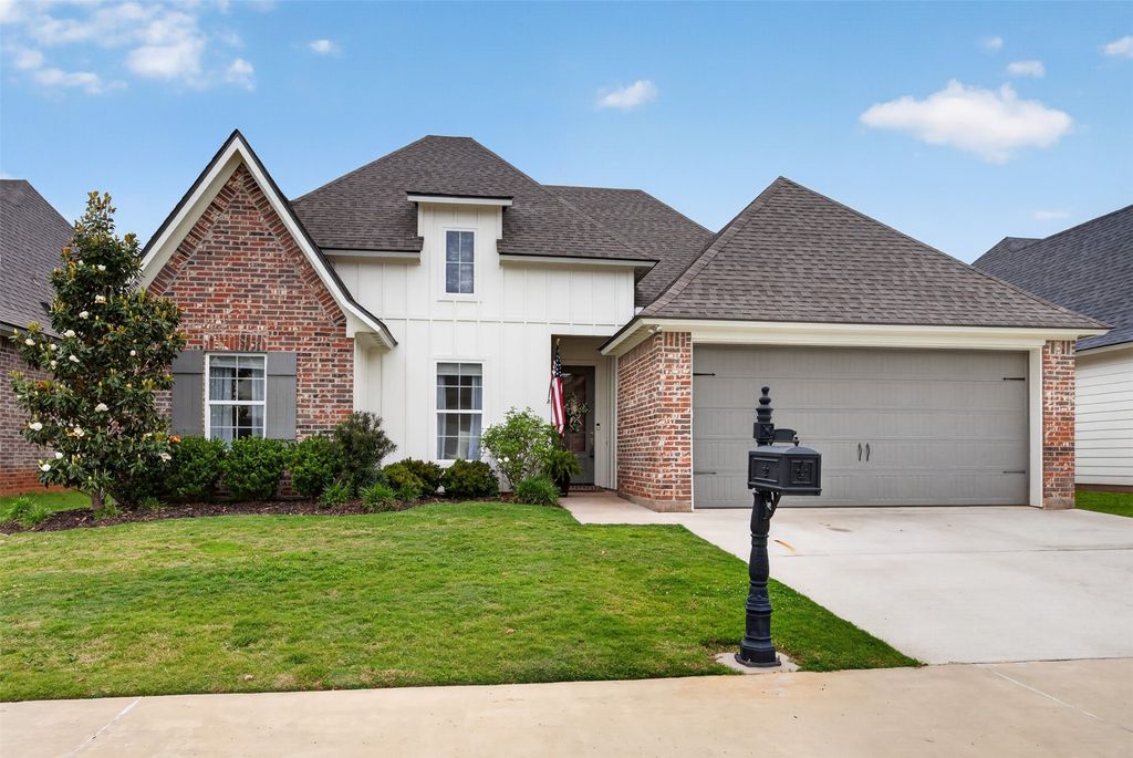 708 Perfect Place, Bossier City, LA 71111