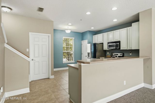 4511 CAPITAL DOME Drive, Jacksonville, FL 32246