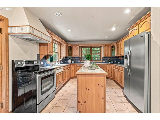 22560 Sw CHAPMAN Rd, Sherwood, OR 97140
