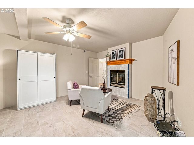 22560 Sw CHAPMAN Rd, Sherwood, OR 97140