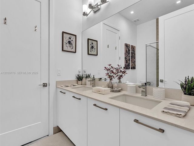 4980 SW 159th Ave, Southwest Ranches, FL 33331