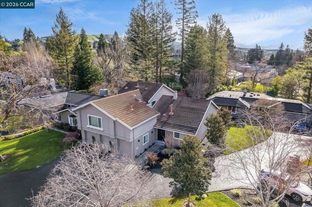 187 187 Cypress Point Way, Moraga, CA 94556