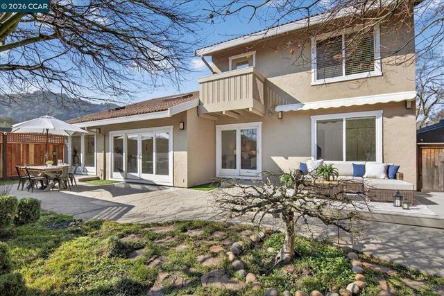 187 187 Cypress Point Way, Moraga, CA 94556