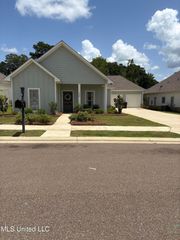 705 Heartwood Lane, Brandon, MS 39042