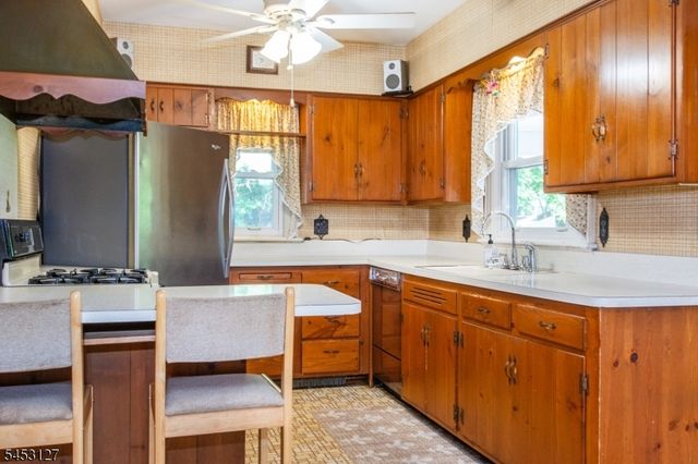 1431 Alps Rd, Wayne Twp., NJ 07470