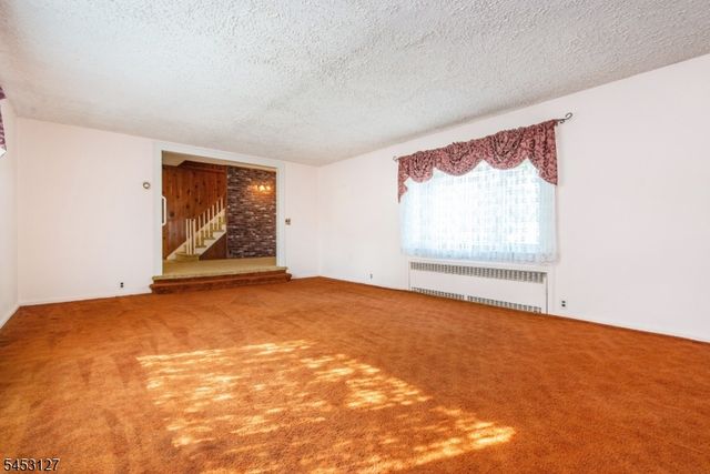 1431 Alps Rd, Wayne Twp., NJ 07470