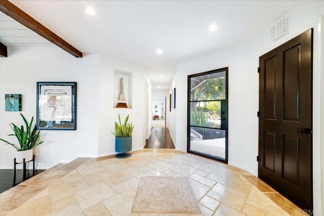 1901 Avowood Court, Fallbrook, CA 92028