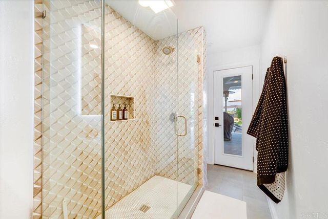 1901 Avowood Court, Fallbrook, CA 92028