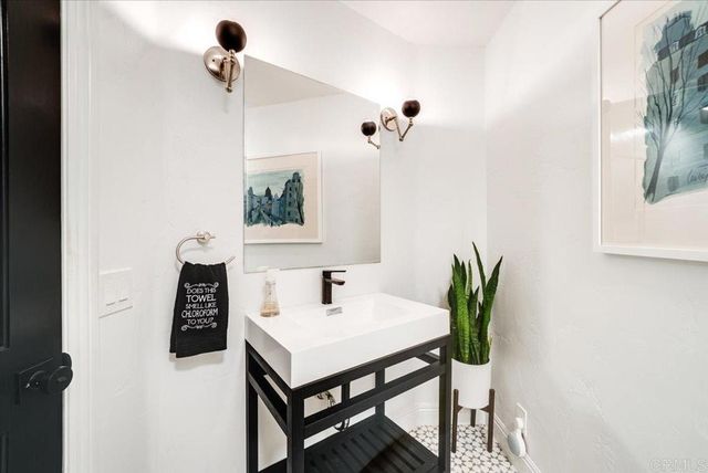 1901 Avowood Court, Fallbrook, CA 92028