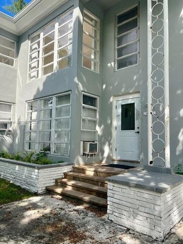 9350 E Bay Harbor Dr 6, Bay Harbor Islands, FL 33154