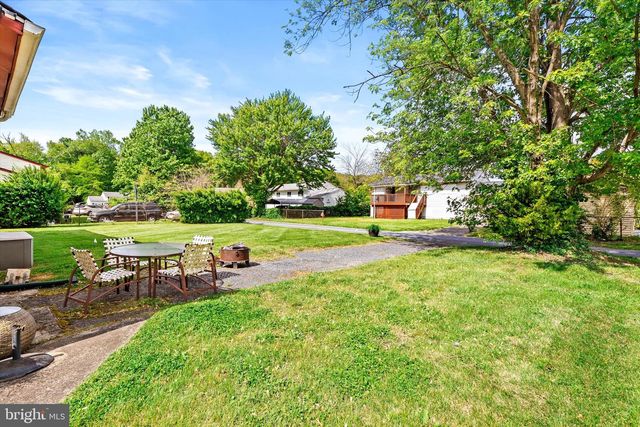 245 VILLANOVA AVE, Pemberton, NJ 08068