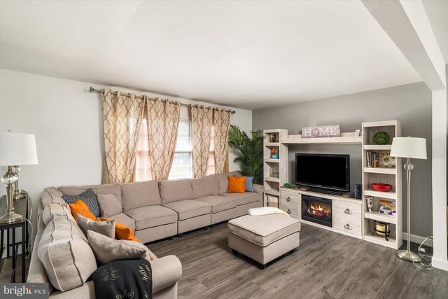 245 VILLANOVA AVE, Pemberton, NJ 08068