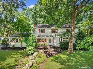 36 Chimney Drive, Bethel, CT 06801