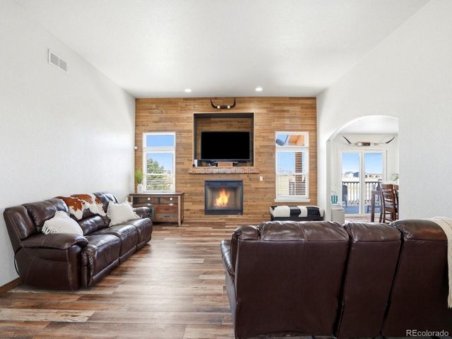 38087 E 147th Pl, Keenesburg, CO 80643