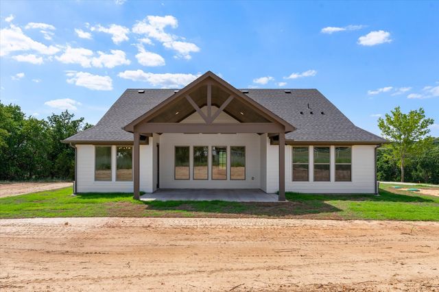 1001 Leo Lane, Poolville, TX 76487