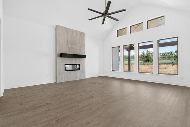 1001 Leo Lane, Poolville, TX 76487