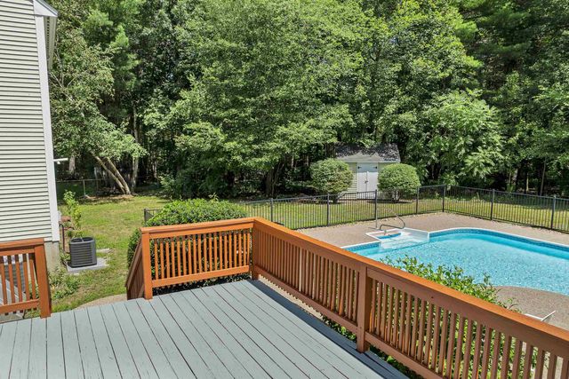 3 Danville Circle, Merrimack, NH 03054