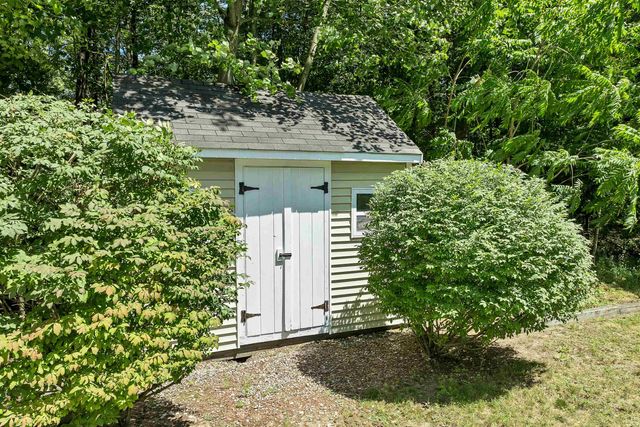 3 Danville Circle, Merrimack, NH 03054