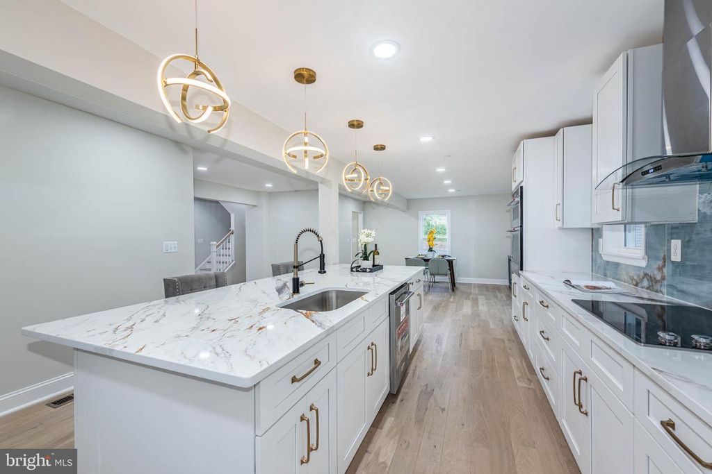 Image 11 of property listing at 12303 LONG GREEN PIKE, Glen Arm, MD 21057