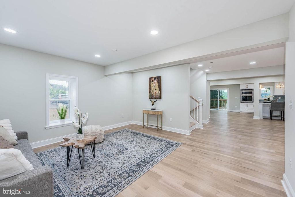 Image 2 of property listing at 12303 LONG GREEN PIKE, Glen Arm, MD 21057