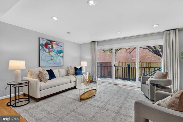 609 4TH ST SW, Washington, DC 20024