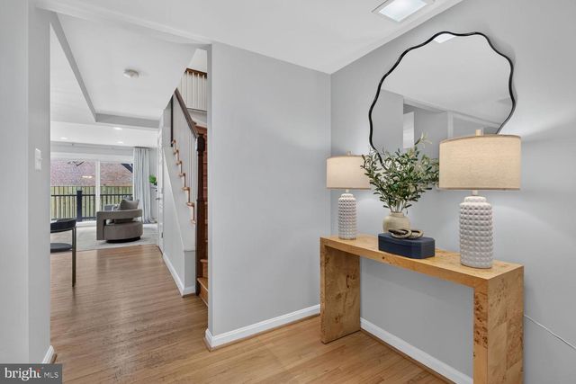 609 4TH ST SW, Washington, DC 20024