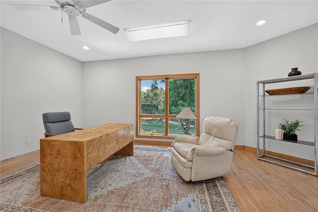 4601 N 2nd Street, Rogers, AR 72756