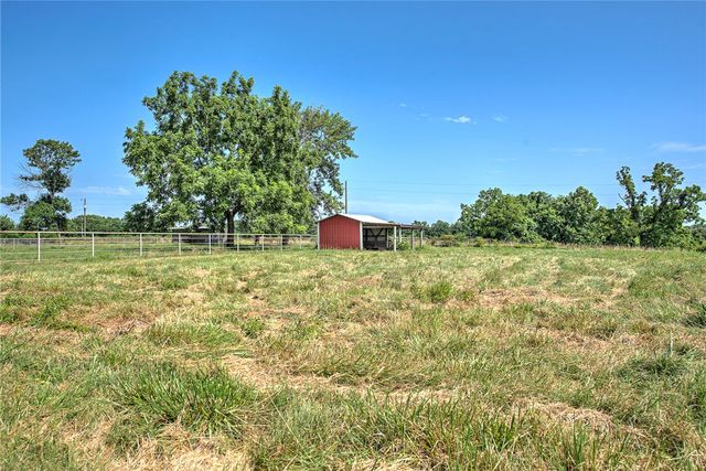 4601 N 2nd Street, Rogers, AR 72756
